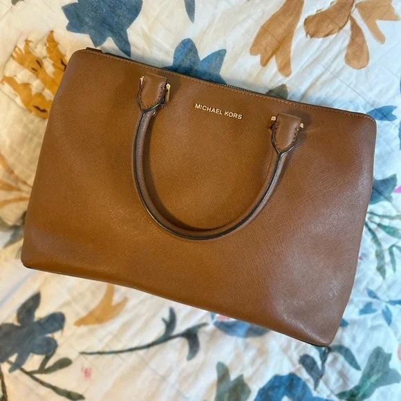 Michael Kors Brown Leather Purse with Gold Accents - Picture 2 of 10